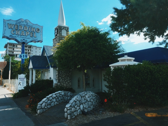 Graceland Wedding Chapel - Las Vegas, NV