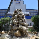 Days Inn by Wyndham Panama City Beach/Ocean Front - Motels