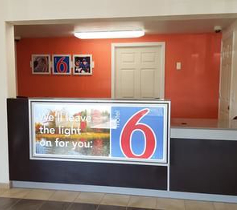 Motel 6 - Erie, PA