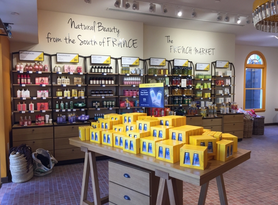 L'occitane En Provence - Central Valley, NY