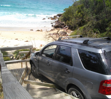 Illawarra Towing & Recovery Tow Truck - Albion Park Rail, NSW