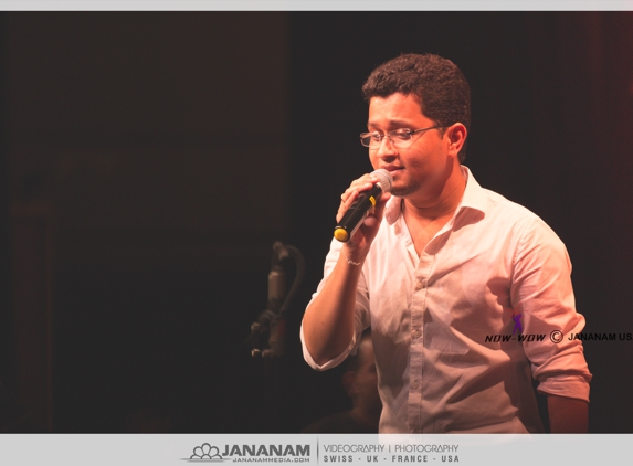 Jananam Media Usa - piscataway, NJ. 'A GOLDEN EVENING' Super Singers Night
''பொன்மாலைப்பொழுது''
More Photos https://www.facebook.com/pg/JananamM.
Event Photography #Jananam USA