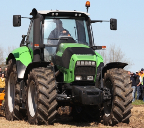 Ararat Auto & Ag Services - Ararat, VIC. To discuss your new tractor requirements give Stuart a call on 0408 072 431