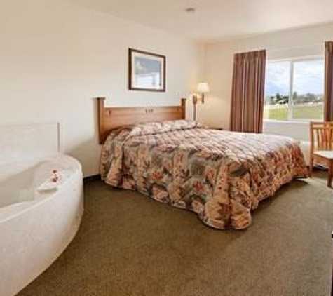 Super 8 by Wyndham Central Pt Medford - Medford, OR