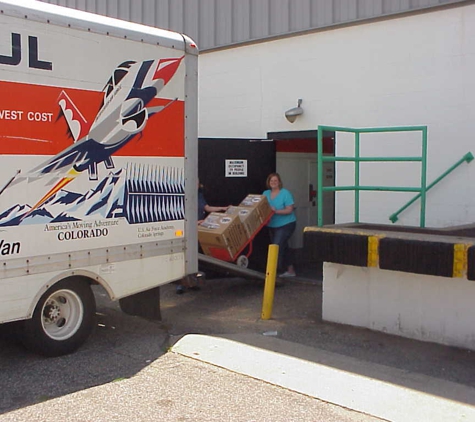 U-Haul Moving & Storage at Burlingame - Wyoming, MI