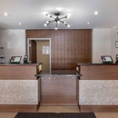 MainStay Suites Springfield IL - Hotels
