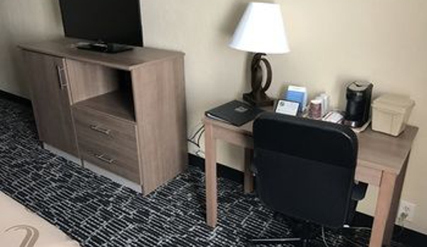 Quality Inn Near Pimlico Racetrack - Baltimore, MD