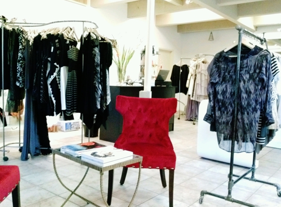 Fifth Avenue Designer Consignment - Saratoga, CA