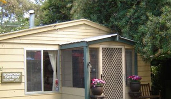 Treetops Boarding Cattery - Moorooduc, VIC