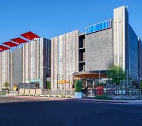 Clarendon Hotel & Suites - Phoenix, AZ