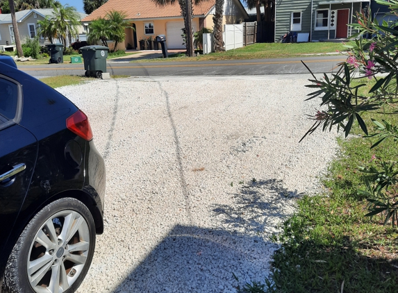 Weedo's Landscape Supply Inc - Ormond Beach, FL. Great limestone parking lot!