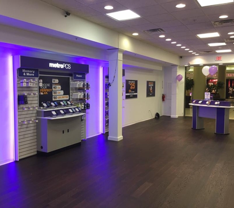 Metro PCS - Poughkeepsie, NY