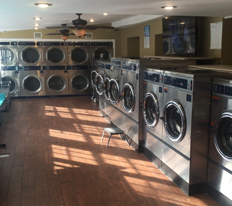 4th Street Laundromat - Frederick, MD. Over-sized washer & dryers