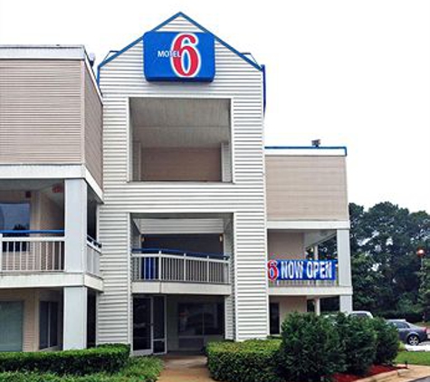 Motel 6 - Raleigh, NC