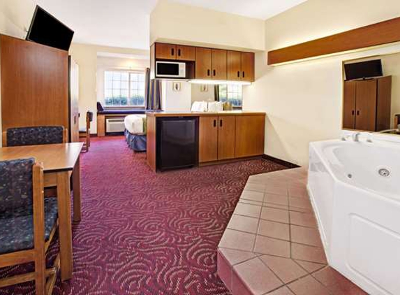 Microtel Inn and Suites - Mesquite, TX