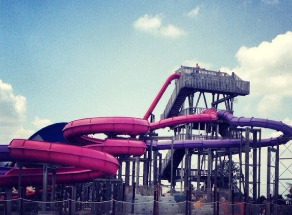 Lost Island Water Park & Golf - Waterloo, IA