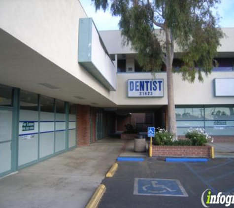 Chatsworth Plaza Dental Office - Chatsworth, CA