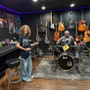 Fondrens Classic Cars & Guitars