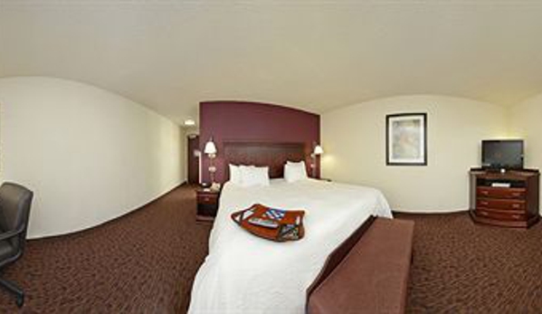 Hampton Inn & Suites Muncie - Muncie, IN