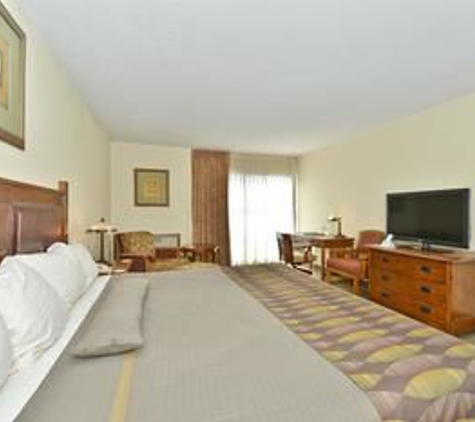 Best Western Prairie Inn & Conference Center - Galesburg, IL