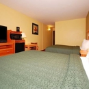 Hutchi Bell - Lodging