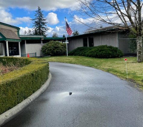 Lakewood Racquet Club - Lakewood, WA