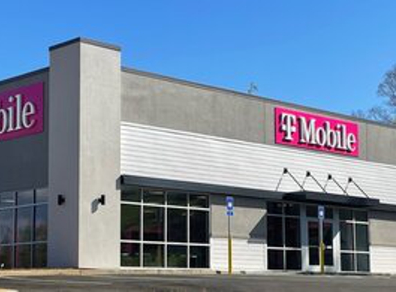 T-Mobile - Cleveland, GA