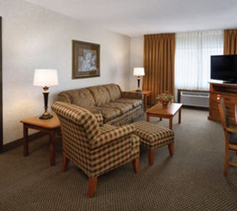 Best Western Plus Ramkota Hotel - Sioux Falls, SD