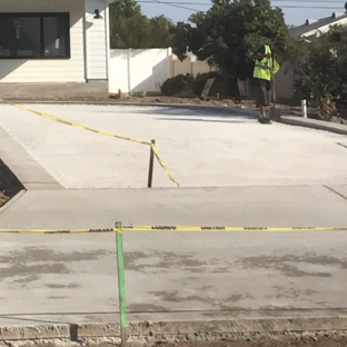 West Bay Asphalt Works - Perris, CA. Installed Concrete boarder and approachway ready for asphalt