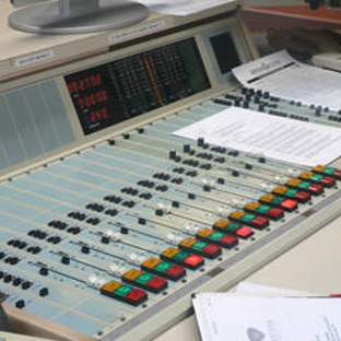 Radio Stations 2DU/Zoo FM