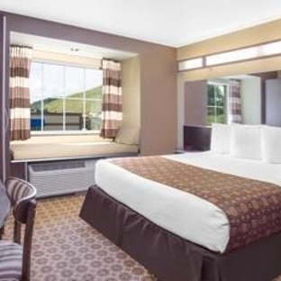 Microtel Inn & Suites - Buckhannon, WV