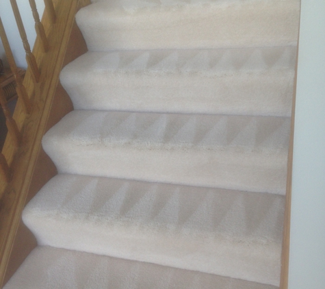 Emko's Carpet Cleaning Service - Bartlett, IL. Stairs carpet cleaning in Streamwood, Illinois