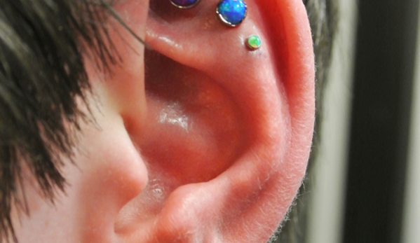 Pinky's Piercings & Fine Body Jewelry - Champaign, IL