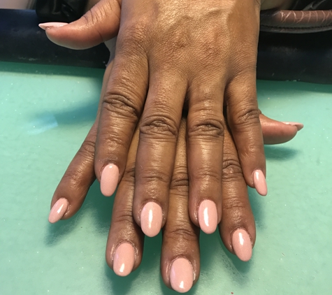 Top Nails Salon - Philadelphia, PA