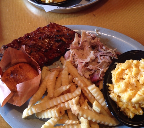 Sonny's Bar-B-Q - Winter Park, FL