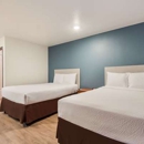 WoodSpring Suites Houston La Porte - Hotels