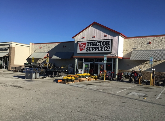 Tractor Supply Co - Jacksonville, NC