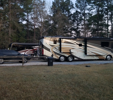 Four Season's RV Park - Seminary, MS