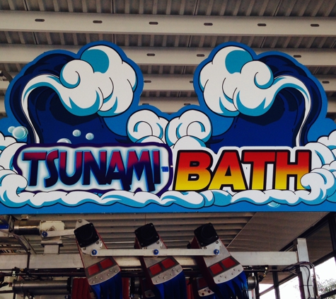 Tsunami Express Car Wash - Norwalk, CA