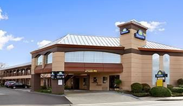 Days Inn - Rocklin, CA