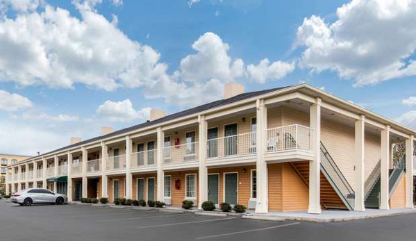 Quality Inn Oxford Anniston I-20 - Oxford, AL