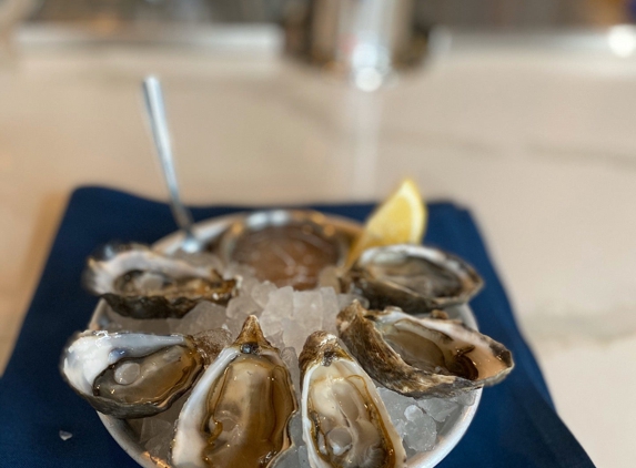 Taylor Shellfish Oyster Bar - Bellevue, WA