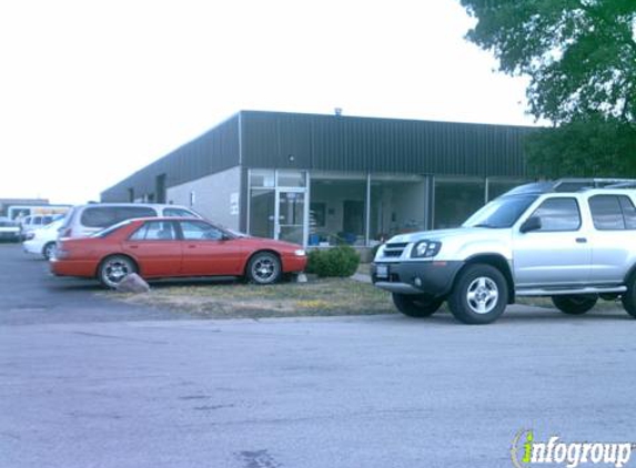 Duke's Auto Body - Addison, IL