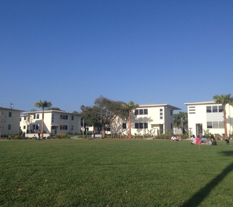 Lincoln Place Apartment Homes - Venice, CA