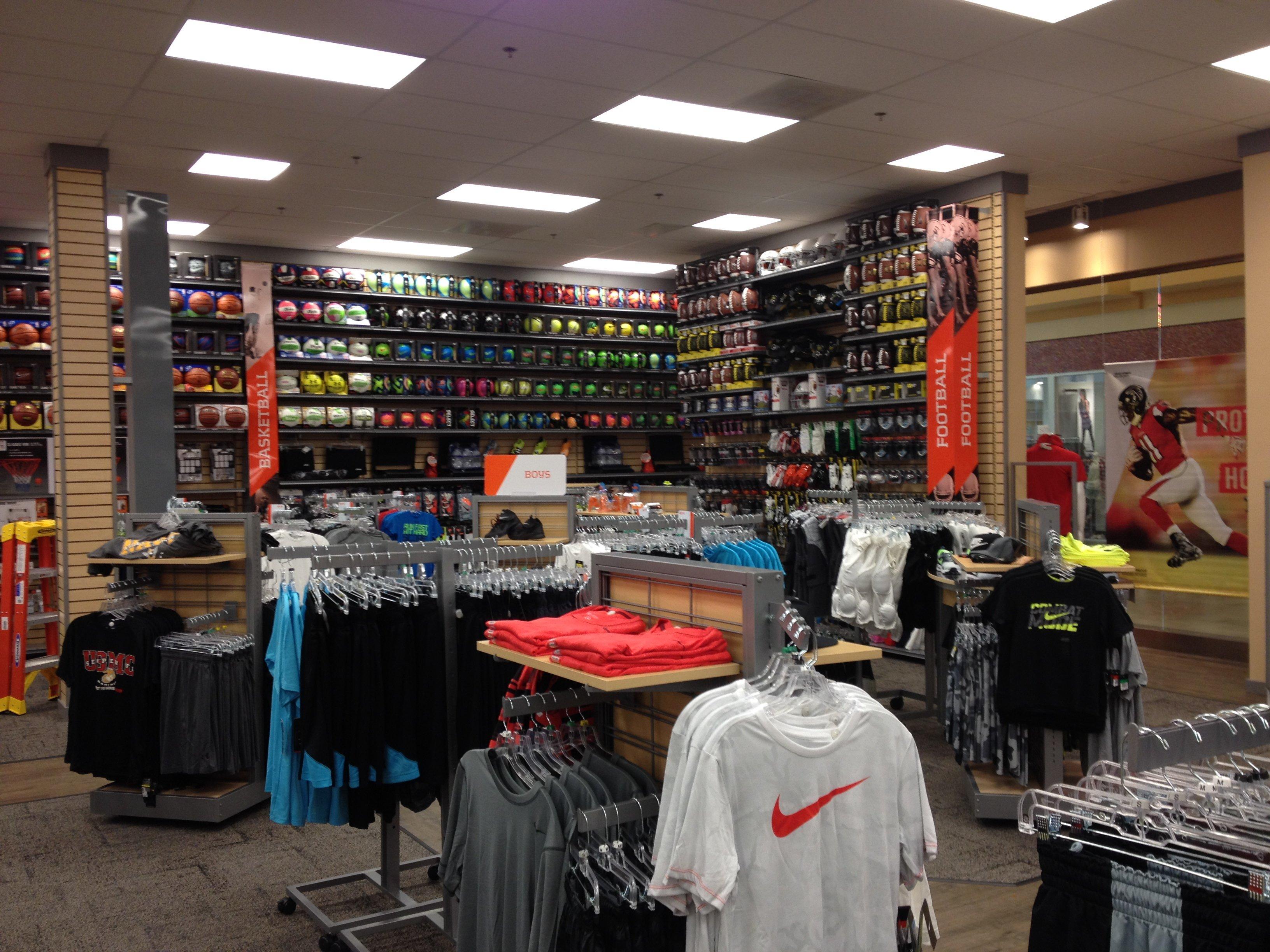 Nike store 2025 murfreesboro tn