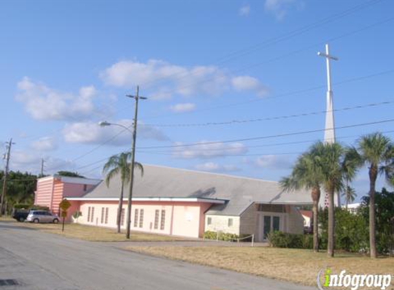 Community Presbyterian Church Of Lauderdale-By-The Sea - Lauderdale By The Sea, FL