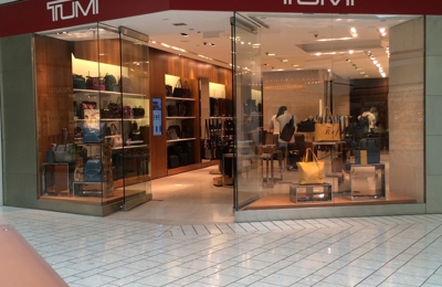 tumi beverly center