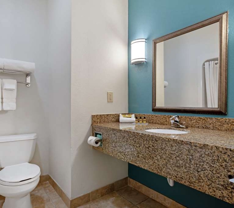 Best Western Plus Blue Angel Inn - Pensacola, FL