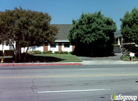 Twin Palms Apartment Complex - Arcadia, CA