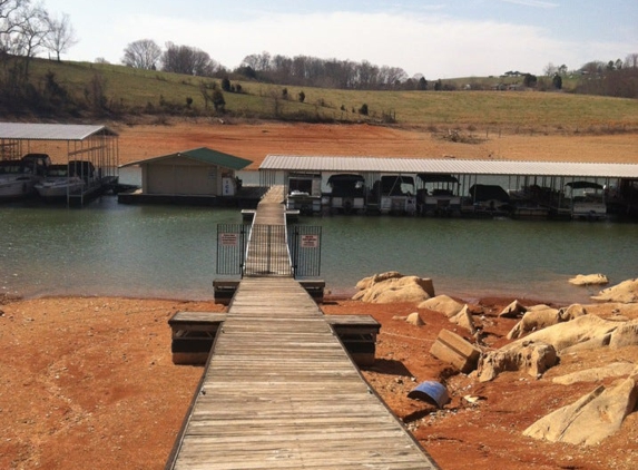 Cedar Hill Boat Dock - Talbott, TN